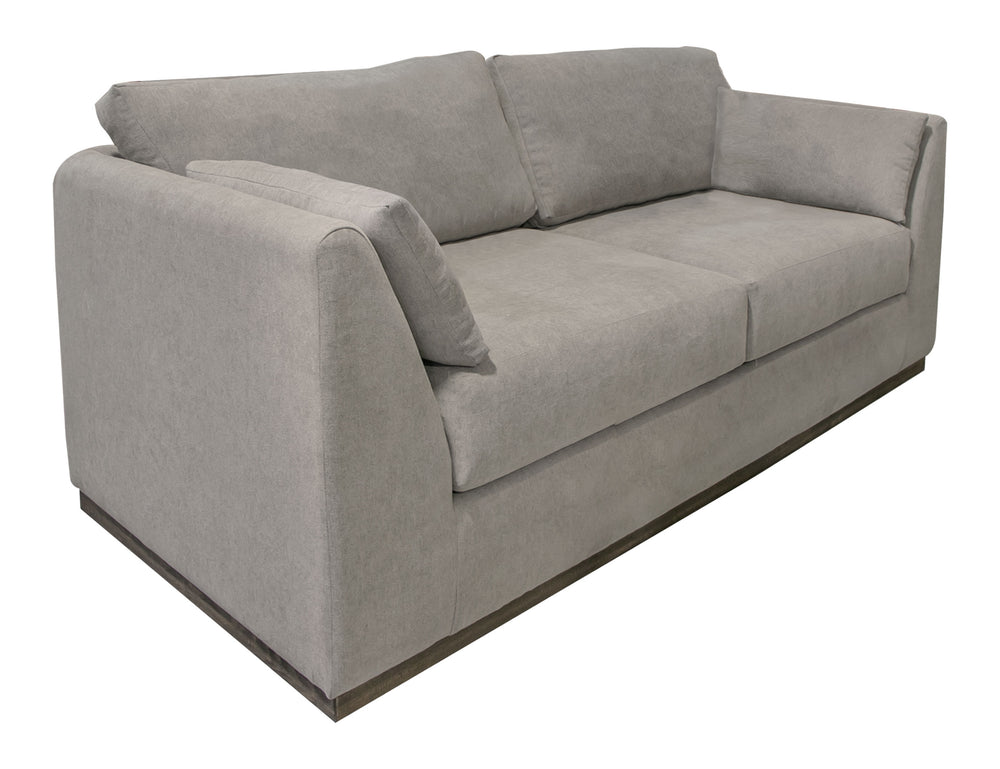 IUP882-LOV-151